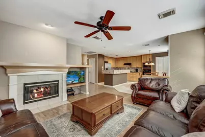 22 S Greywing Place, The Woodlands, TX 77382 - Photo 21