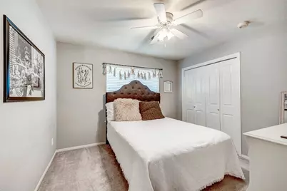 22 S Greywing Place, The Woodlands, TX 77382 - Photo 31
