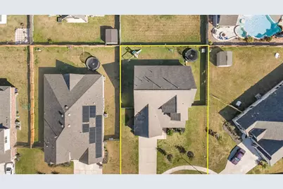 13510 Fallbrook Circle, Mont Belvieu, TX 77535 - Photo 27