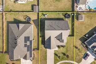13510 Fallbrook Cir, Mont Belvieu, TX 77535 - Photo 27