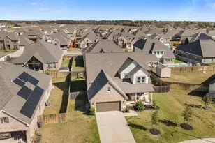 13510 Fallbrook Cir, Mont Belvieu, TX 77535 - Photo 37