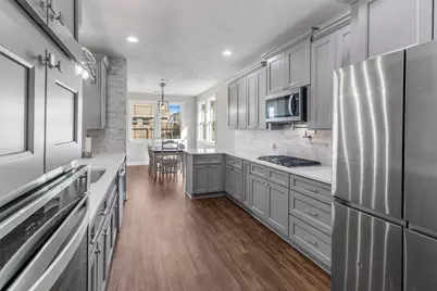 13510 Fallbrook Circle, Mont Belvieu, TX 77535 - Photo 7