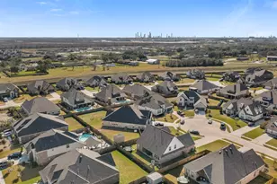 13510 Fallbrook Cir, Mont Belvieu, TX 77535 - Photo 31