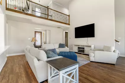 13510 Fallbrook Circle, Mont Belvieu, TX 77535 - Photo 3