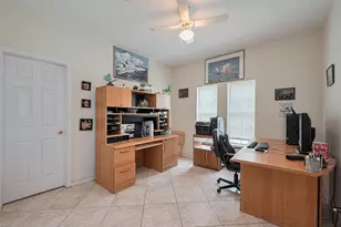 2499 Southline Rd, Conroe, TX 77384 - Photo 19