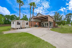 2499 Southline Rd, Conroe, TX 77384 - Photo 3