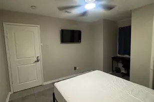 11322 Murr Way, Houston, TX 77048 - Photo 13