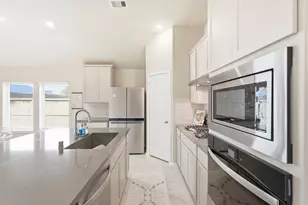 10526 Cabot Trl, Rosharon, TX 77583 - Photo 3