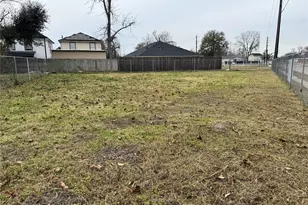 7309 W Montgomery Rd, Houston, TX 77091 - Photo 1