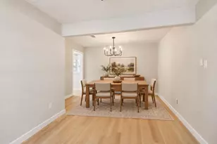 2034 Lake Creek Dr, Kingwood, TX 77339 - Photo 5