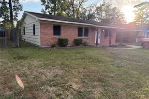 7626 Rhobell St, Houston, TX 77016 - Photo 3