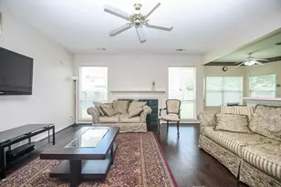 15715 Brookwood Lake Pl, Sugar Land, TX 77498 - Photo 7