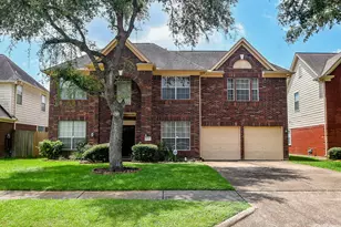 15715 Brookwood Lake Pl, Sugar Land, TX 77498 - Photo 1