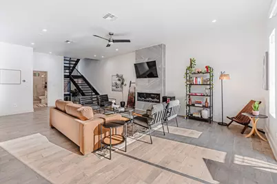 422 W 9th Street #103, Dallas, TX 75208 - Photo 9