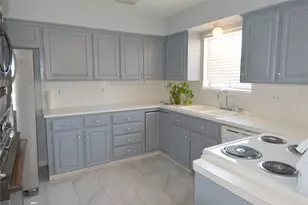 6707 Las Brisas Dr, Houston, TX 77083 - Photo 13