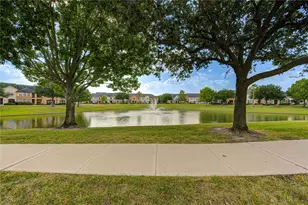 2011 Spring Cedar Ln, Houston, TX 77077 - Photo 5