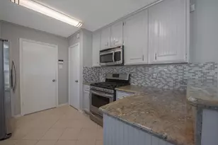 13715 Ludgate Pass, Houston, TX 77034 - Photo 9