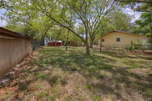 401 W Live Oak and 504 S Pecan St, Moulton, TX 77975 - Photo 39