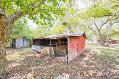 401 W Live Oak and 504 S Pecan Street, Moulton, TX 77975 - Photo 31
