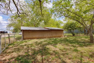 401 W Live Oak and 504 S Pecan Street, Moulton, TX 77975 - Photo 37