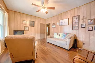 401 W Live Oak and 504 S Pecan St, Moulton, TX 77975 - Photo 7