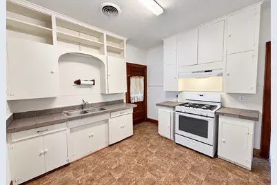 710 N Washington Street, El Campo, TX 77437 - Photo 9