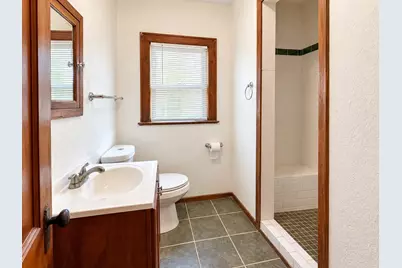 710 N Washington Street, El Campo, TX 77437 - Photo 15