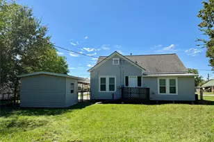 710 N Washington St, El Campo, TX 77437 - Photo 17