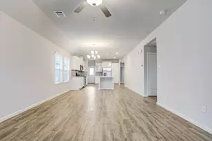 6823 Escondido Dr, Rosharon, TX 77583 - Photo 3