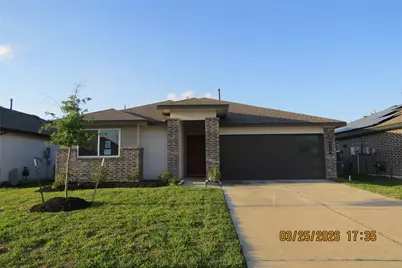 715 Silver Kettle Drive, Rosharon, TX 77583 - Photo 1