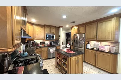 24015 Spring Briar Lane, Spring, TX 77373 - Photo 11