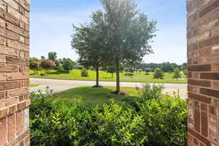 1972 Elkington Cir, Conroe, TX 77304 - Photo 3