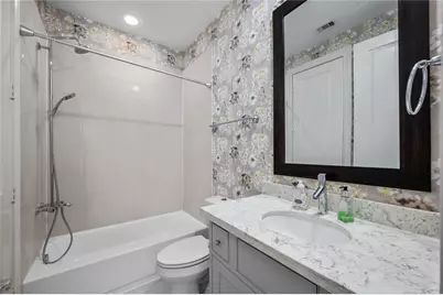 4045 Leeland Street, Houston, TX 77023 - Photo 7