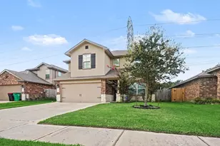 3007 Canadian Goose Ln, Baytown, TX 77521 - Photo 3