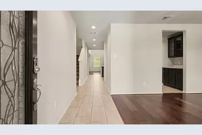 3007 Canadian Goose Lane, Baytown, TX 77521 - Photo 5