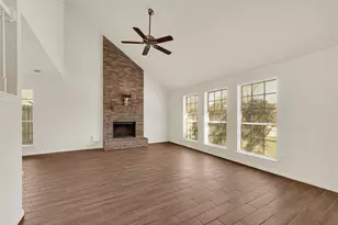 4910 Brownfields Ct, Houston, TX 77066 - Photo 7
