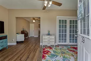 39 Regency Pt, Conroe, TX 77356 - Photo 5