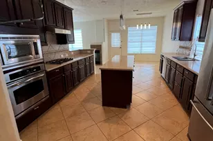 13015 Sandflower Ln, Sugar Land, TX 77498 - Photo 11