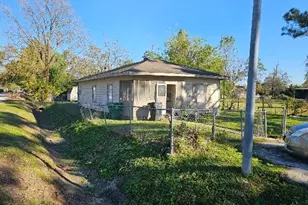 2478 Druid St, Houston, TX 77091 - Photo 1