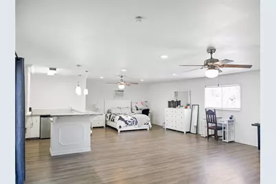 1409 Kathy Avenue, Sealy, TX 77474 - Photo 25