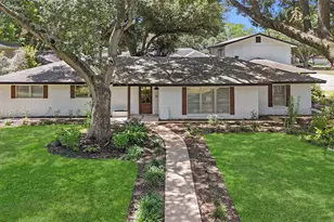 1409 Kathy Ave, Sealy, TX 77474 - Photo 3