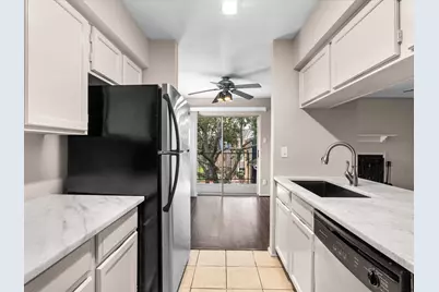 18519 Egret Bay Boulevard #1802, Houston, TX 77058 - Photo 23