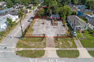 802 E 32nd St, Houston, TX 77022 - Photo 5