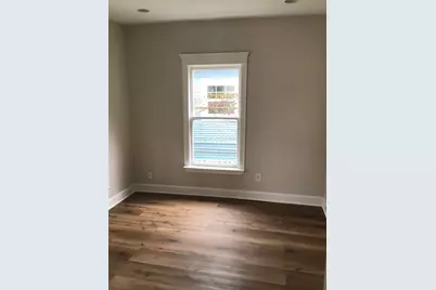 802 E 32nd Street, Houston, TX 77022 - Photo 17