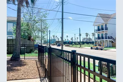 2002 27th Street #4, Galveston, TX 77550 - Photo 23