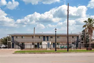 2002 27th St, Galveston, TX 77550 - Photo 1