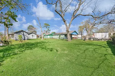 620 Apache Street, Houston, TX 77022 - Photo 19