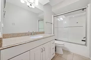 14222 Woodnook Dr, Houston, TX 77077 - Photo 15