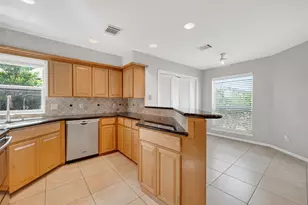 14222 Woodnook Dr, Houston, TX 77077 - Photo 11