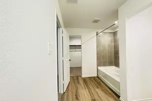 12342 lariat Run Dr, Houston, TX 77014 - Photo 7